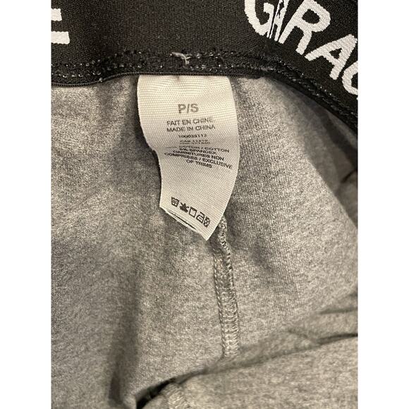 Garage Women’s Black Gray Camouflage Leggings Size Small - Picture 3 of 3